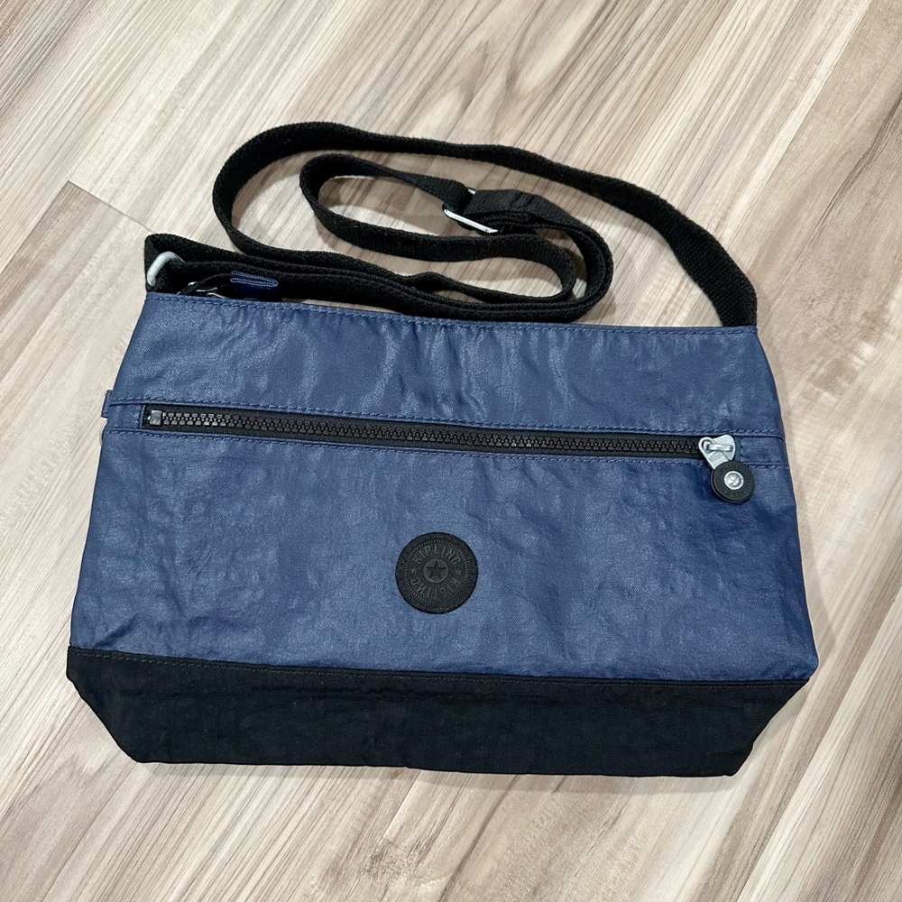 Kipling Crossbody